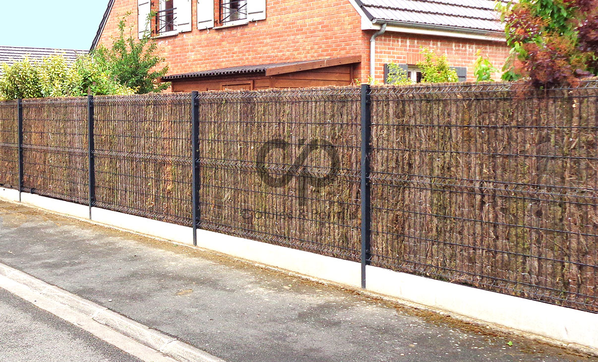 Brande de bruyère pour clôture ou séparation visuelle